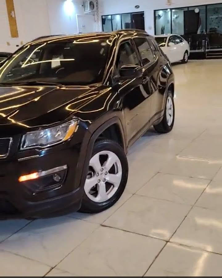 🚘 Jeep كومباس 2021
🖐🏻⬅️موديل2021🙋🏻‍♂️

🖐🏻⬅️محرك 🚂 شرط  ➕ كير 🕹 شرط 💯 تبريد تدفئه 

🖐🏻⬅️رقم دهوك مسطره 🔥 

🖐🏻⬅️ فقط بوند + وجاملغ مبدل بالخارج 

السياره حيل نظيفه مال جنايه 

👌🏼🔋طخم تاير جديد شرط مال جنايه 

🖐🏻⬅️شرط التحويل🤝 

🚦السعر 135 وبيها مجال بسيط

🛑ملاحظه  التواصل عبر الرقم فقط يرجى عدم مراسلة الصفحه على الماسنجر او الاتصال فقط واتساب مفتوح

***********📱📞
