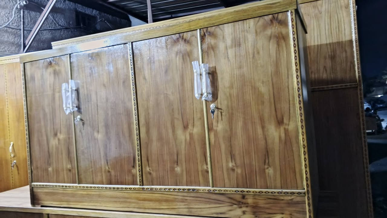 سلام عليكم مكان واسط عزيزيه مقابيل بلدية بوفيات مترنص السعر100////***********
