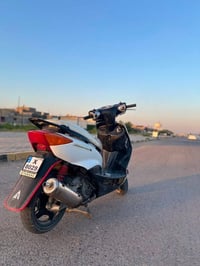 دراجه سكنس ابيعلك كوم حديد ب٣٥٠ وبيها مجال جاهزه وتشتغل صالصنه رياضي ن...