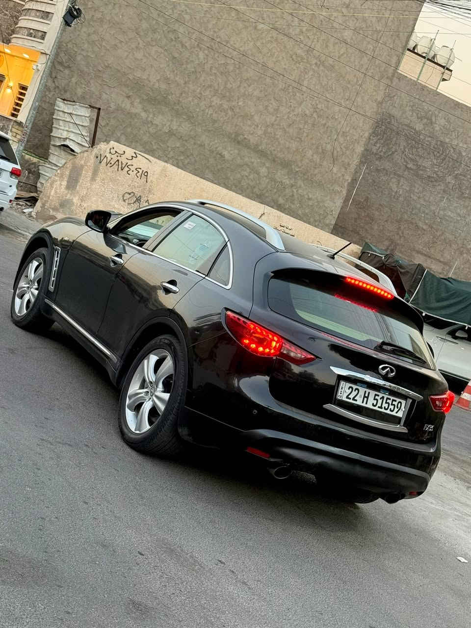 السلام عليكم للبيع
انفنتي موديل 2011 FX35 خليجي
مكينة 6 سلندر 3500
ماشيه 203 الف كيلو
رقم اربيل باسمي رقم جديد
بيها صبغ جاملغ امامي ايسر وباب الصدر 
السيارة فول مواصفات 1/1
عنواني بغداد الاعظمية
السعر 112 وبيها مجال بسيط للشراي
للتواصل ***********
