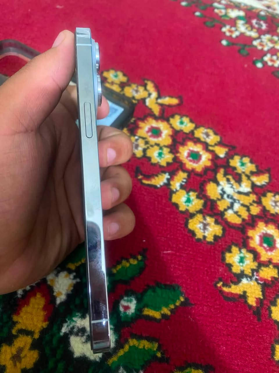 سلام عليكم آيفون ١٤ برو ماكس جهاز كلش نضيف ما مبدل بي اي شي بطارية ٨٣ السعر ٩٠٠ وبي مجال شي بسيط المكان بغداد الكمالية رقمي *********** فقط ويتساب
