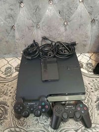 بلي 3 للبيع  كامل ملحقات جوستك ٢ وايرات كاملات هارد خارجي بي من ٣٥-٤٠ ...