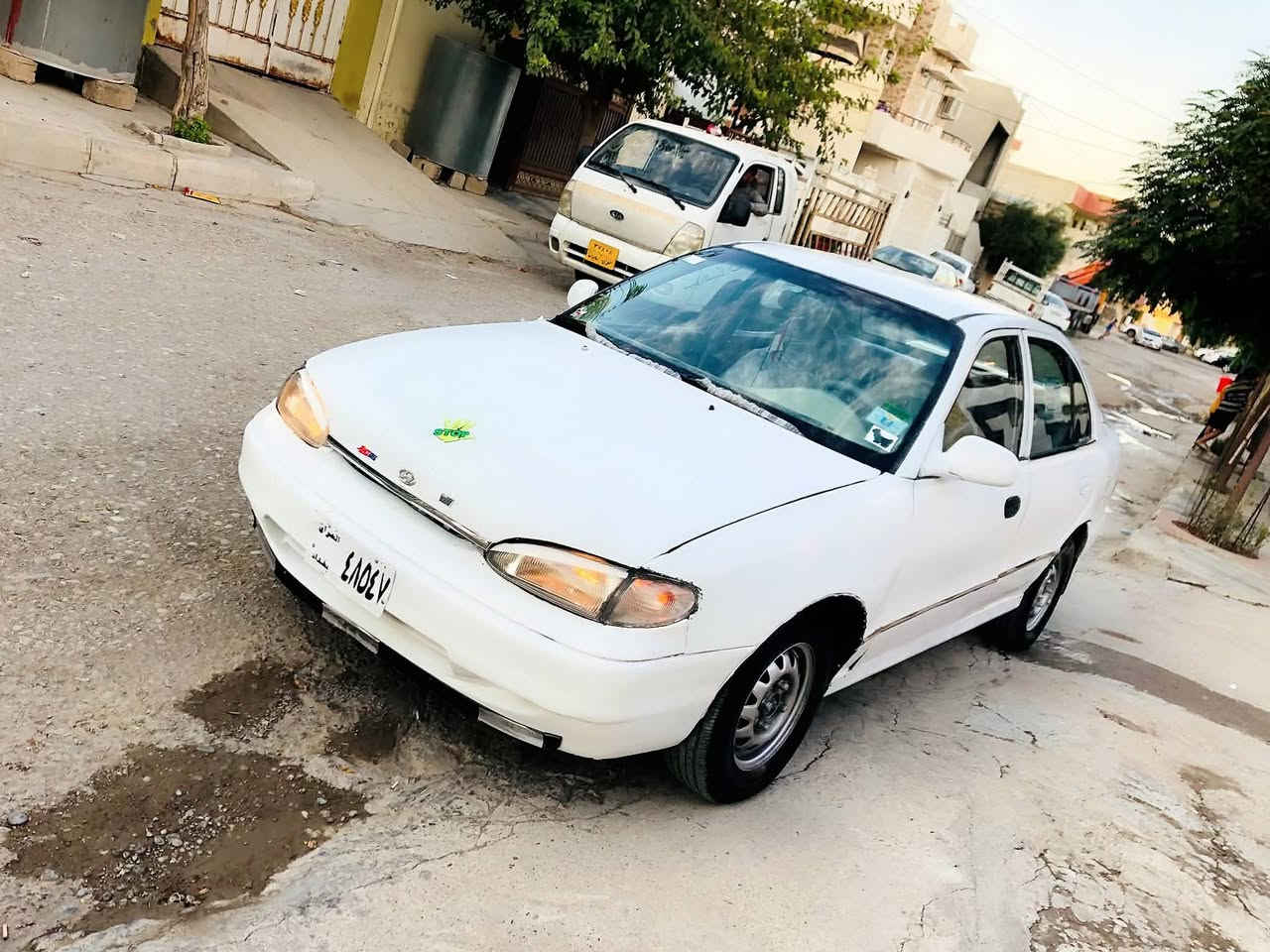 هۆندای ئێکسڵ ئارمی بلاستیکی سلێمانی بەشەرت + گێر و مەکینەی بیلادی خۆی + فەل بەخاخ + پاوەر + جام کارەبای  قوفل مەرکەزی کۆنترۆڵ + سنوق مەرکەزی + گێجەکانی گشتی عیش دەکات گەرمی مەزبوتە لایت و جواری و سەکن گڵۆبی ناو گێجی گشتی عیش دەکات 
دەعم و لێدراوی نیه بۆیاخ و هەیکەلی زۆر جوانە + ناو ناو دەشبوڵی جوانه 
سەیارەیە کی زۆر تون تۆڵ 
مۆدێلی 1994 سعری 16 گەڵا 
ژمارەی تەلەفوون (***********)
ژمارەی تەلەفوون (***********)
