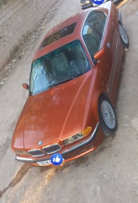 بي ام ٧٣٠ V8 • ١٩٩٥ • فتحة سقف جلد