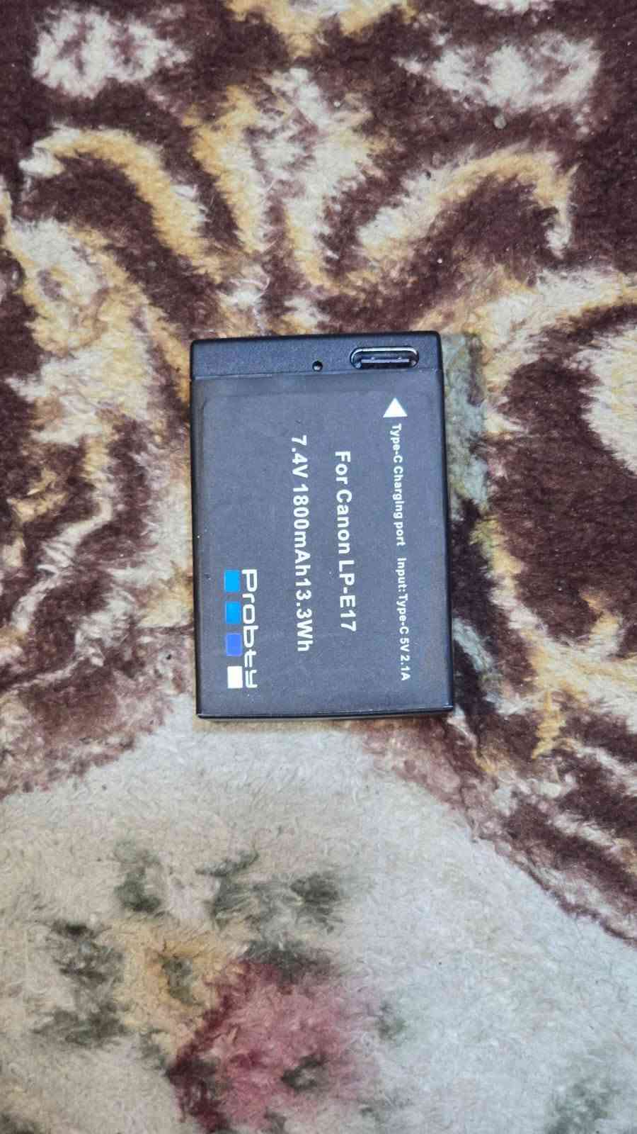 كانون 850D • نظيفة • مع عدسة