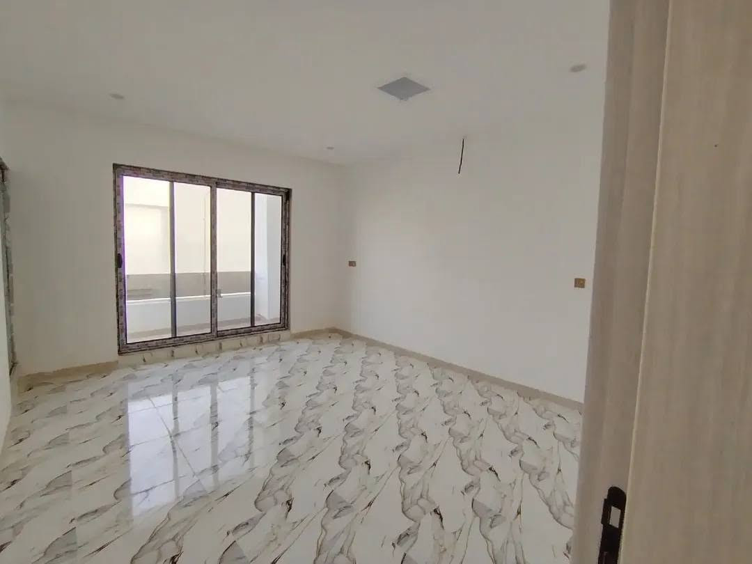 بيت ٢٠٠ متر حديث صفر للايجار
للشركات والمكاتب فقط طابقين ٤ غرف نوم وملحقاتها استلام موقع مميز جدا شارع ٣٠متر
براس دوميز قرب مول السلام
*********** واتساب تليكرام اتصال
*********** واتساب تليكرام اتصال
*********** واتساب تليكرام اتصال

نص مكتوب في الصور:
- ***********