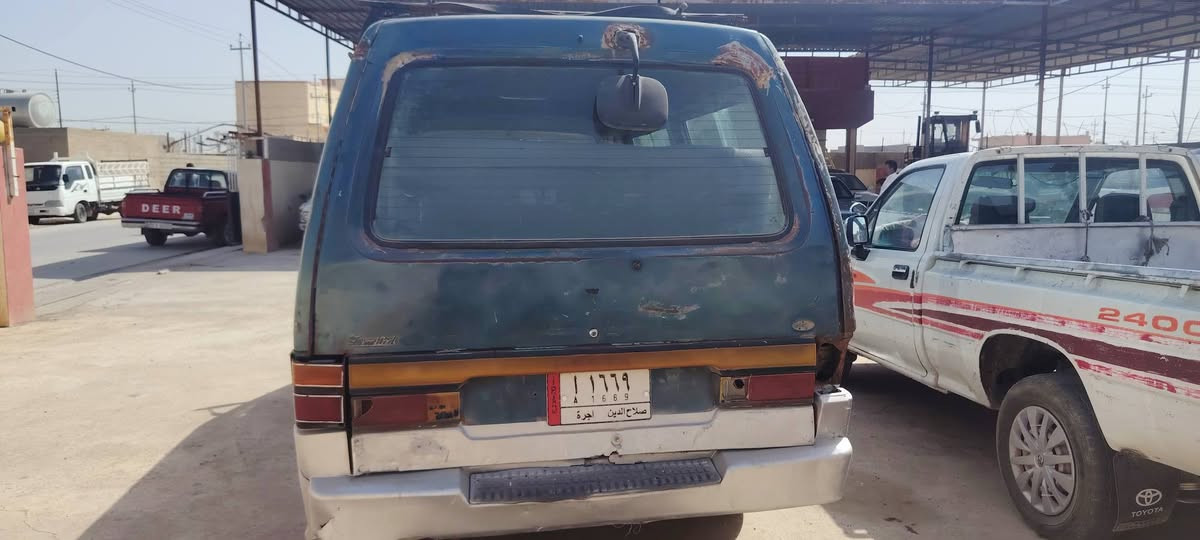 سلام عليكم كيا بستا للبيع موديل 1994 رقم صلاح الدين مشروع وطني سنويه جديده بيها حصه كاز من صلاح الدين كير محرك ماال كيا 2700 سياره جاهزه ماناقصه شي 11راكب العنوان كركوك الحويجه ***********

