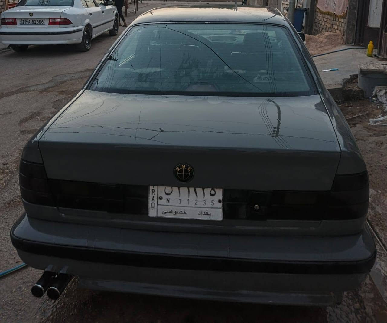 بي ام للبيع موديل 1991 حجم 535مكينه 35شلعه ومعدل فول غرفه جديده حداديه امامي خلفي جديد اكسل خفيف لايتات وارد يباني جدد السعر 50وبيهه مجال مكانهه بغداد مدينة الصدر ***********
