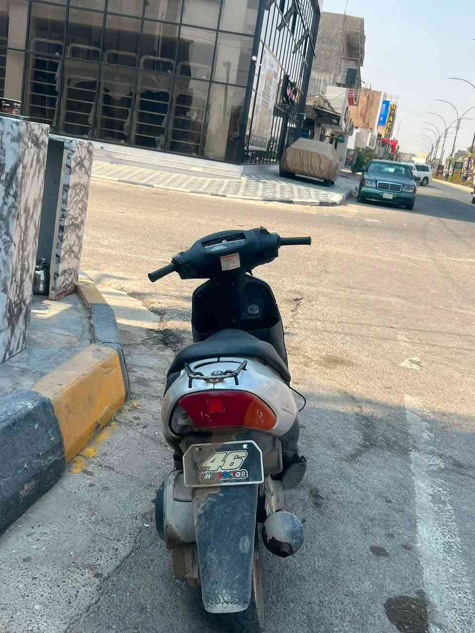 سلام عليكم دراجه سازوكي للبيع شوف العين كامله هندر واحد شغل واطلع للتواصل واتساب ***********السعر250الف وبي مجال بسيط حك الجيه عنوان تكريت الزهور
