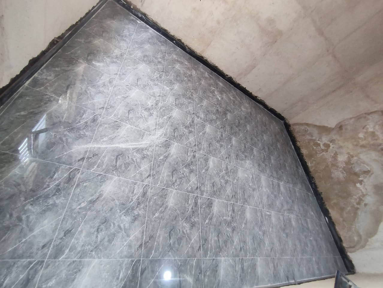 خلفه سيراميك متفرغ للعمل
نعمل سيراميك مرمر كرانيت 
بايات درج حجر قرض بورسلين 
استفسار اكثر اتصل 
 ***********واتساب***********
‏‪مستعدون لكافه أعمال الترميم
