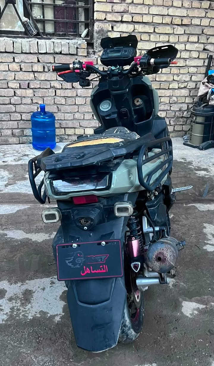 دراجه الاباجي
دراجه الاباجي الاقوى والاحسن حاليا 
توصلك لمسافات بعيدة 
دراجه قويه
تجي تفحصها اله تاخذها 
سعرها 900وبيها مجال 
مكاني طويريج قرب مرقد ابو هاشم
للاستفسار ***********
