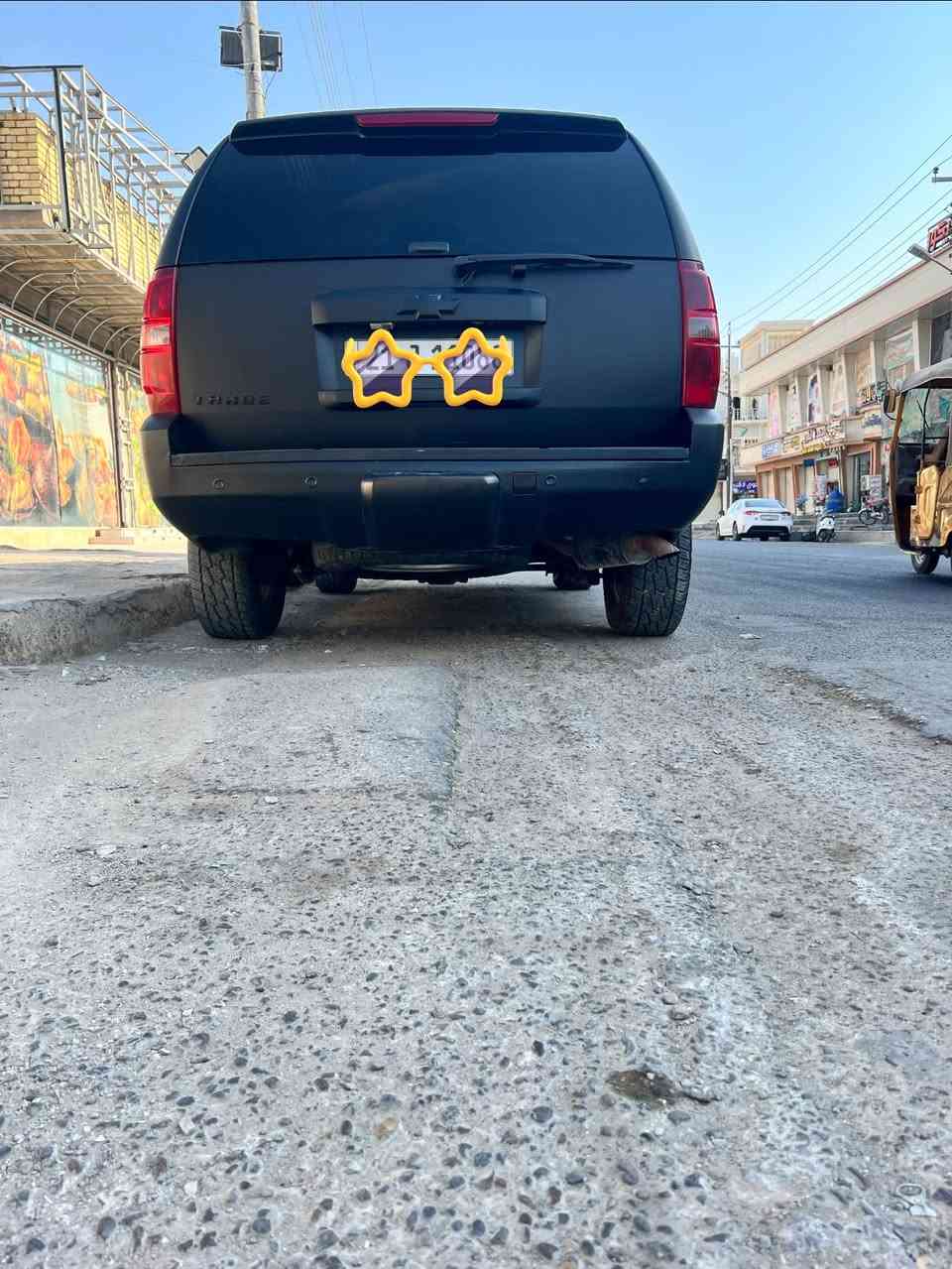 تاهو LT موديل 2009 سياره جاهزه على اخر حبايه رقم سليمانيه بأسمي بيه البنيد والجاملغات الاماميه فقط رش بدون حادث السياره مغلفه اسود طافي مكينه كير حداده كله جديد ماشيه 200 الف حقيقي سياره سعرهه كلش مناسب 165 قفل مكان ميسان 
***********
