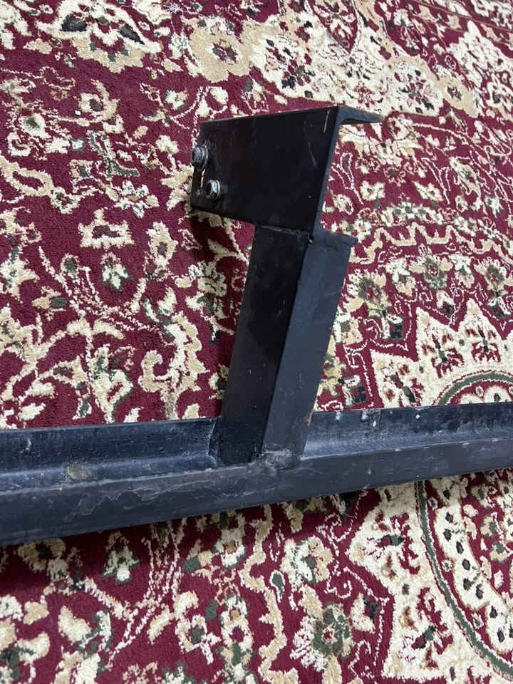 للبيع مكاني بغداد
الدعاميه جنل شغل درجه اولى 3 ملم شد براغي 
وغراض وياها للبيع ***********

