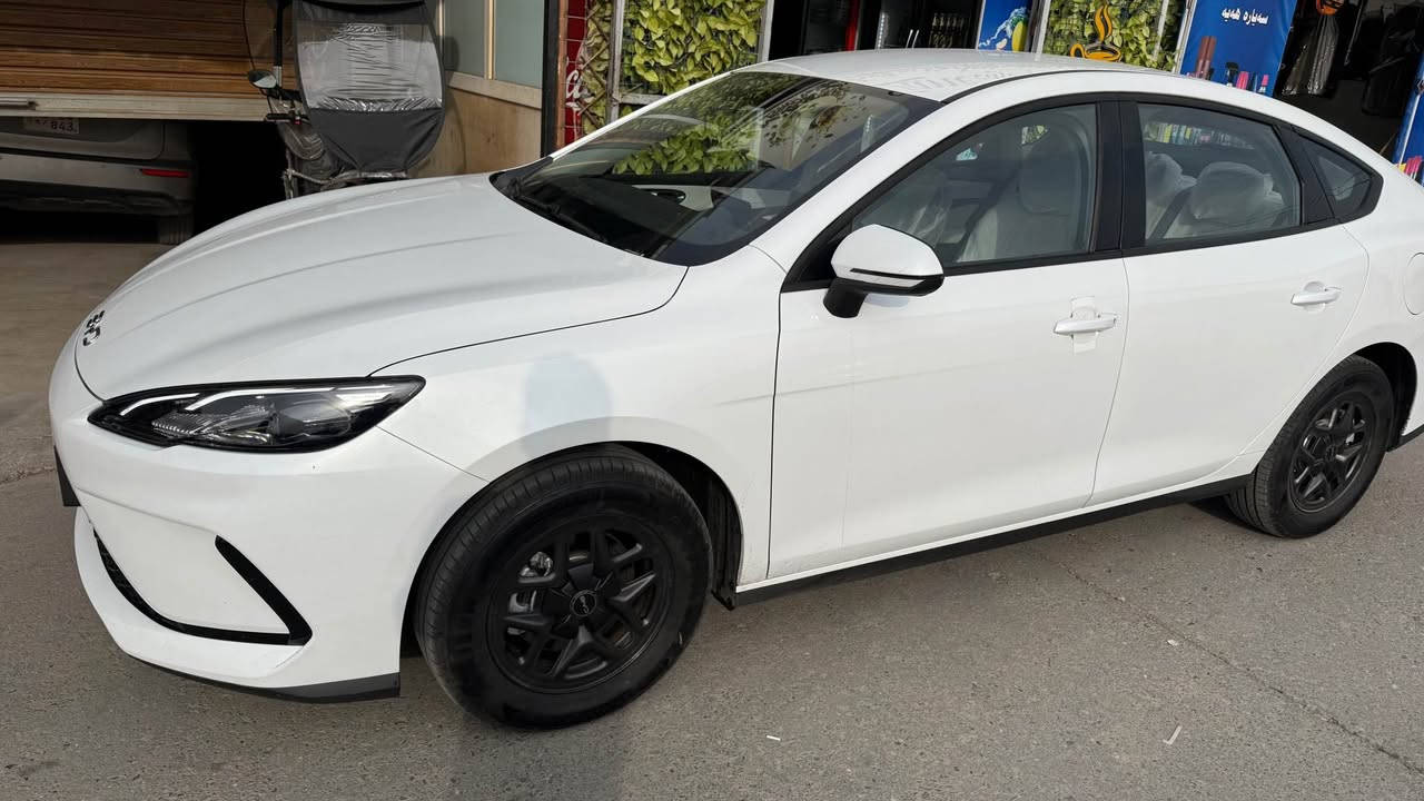 بطارية ١٢٨ BYD • شاحن ١٦ أمبير • بيع عاجل