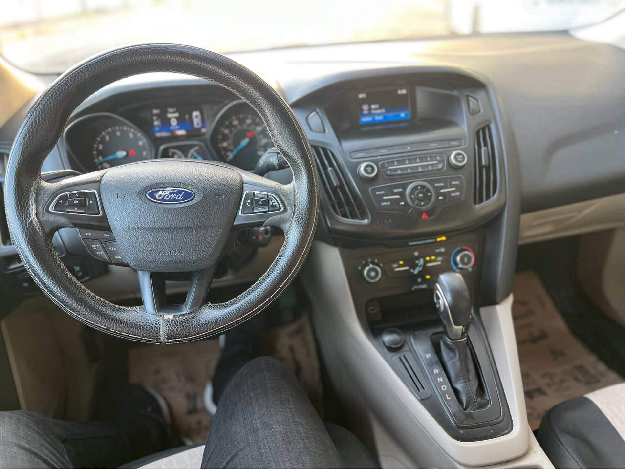 Ford Focus     🔥🔥75💲🔥🔥
مۆدێل:2018
118,000 Mile
چوار پارچە  بۆیاخ، لەگەڵ سێ جێ تعدیل بەبێ داخڵ و بەبێ ئێرباگ پێشی کەپسە بەوابەش بیلادە 
حادسە زۆر کەم و سووک
تابلۆ و سەنەوی نوێ 
گێڕ و مەکینە بە شەرت نەکرایتەوە 
رسمی سۆنەرەم دانایە
العربية

Ford Focus
الموديل: 2017
الممشى: 85,000 Mile
اربع قطعة  صبغ، مع ثلاث مکان باردبدون داخلي وبدون إيرباغ
حادث خفيف جداً
رقم وسنوية جديدة
گیر والمحرك بشرط
سونه ر موجود 
نڕخی75$ 
مەجال
شوێن / هەولێر
*********** أربيل, العراق
