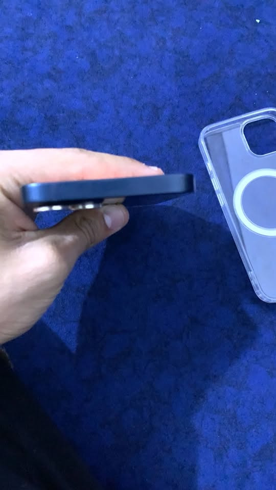 سلام عليكم ايفون 13 عادي ماستر عربي شرق اوسط للبيع ذاكره 128 بطاريه86 ملحقاته كارتونه فقط سعر 475 وبي مجال بسيط كلش مكان بغداد الزعفرانيه هاتف ***********
