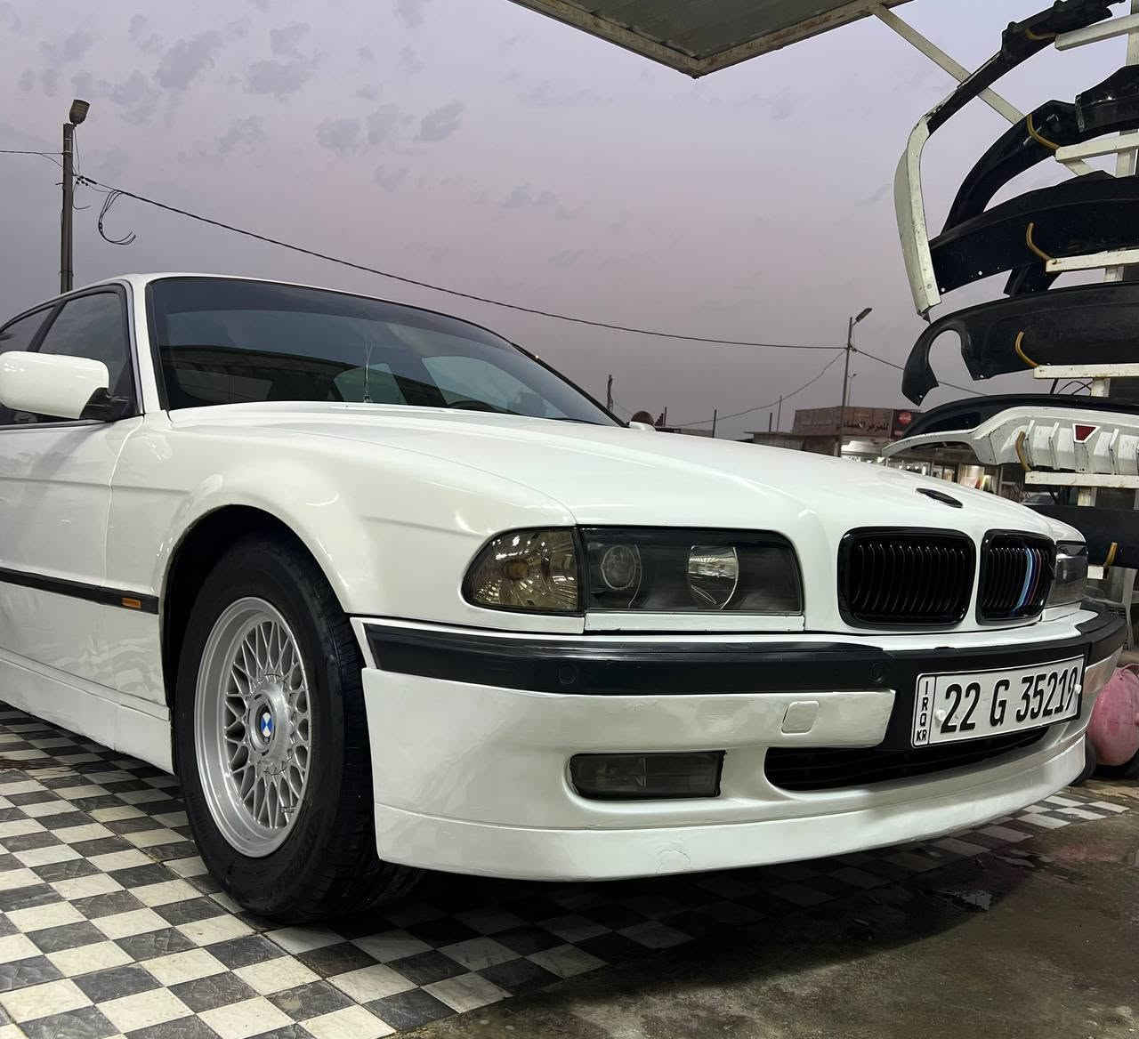 بي ام 730 • V8 • رقم اربيل