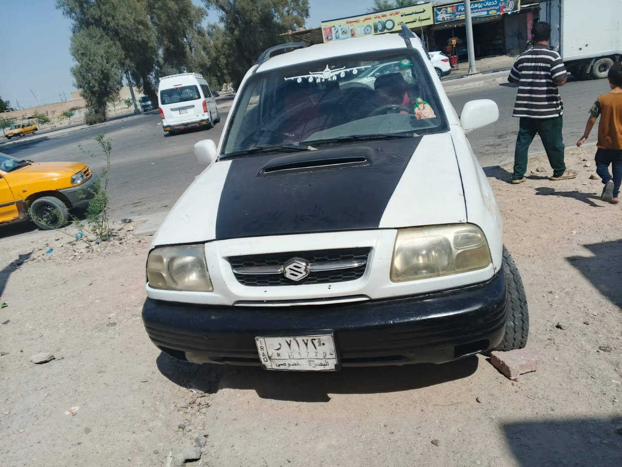 السلام عليكم 

جيب زازوكي 
موديل 2000
مكينه ونجي وكير  
رقم بصره تحويل مباشر 
السعر 20 وبيها مجال 
العنوان البصره 
الرقم***********
مكلف بالنشر
