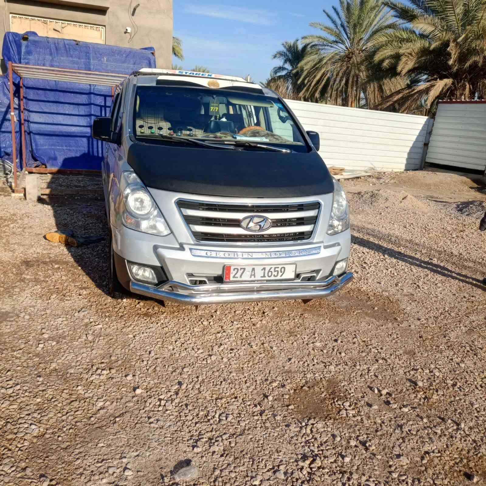 استاركس مديل 2009محور امسكر مكينه وكير توني شادهن علئ الشرط تخم تايرات تبريد حداديه باسمي سنويه ل30 هيئه مرور كل امصفر تستلم صافي 
السعر 125بيه مجال 
***********
