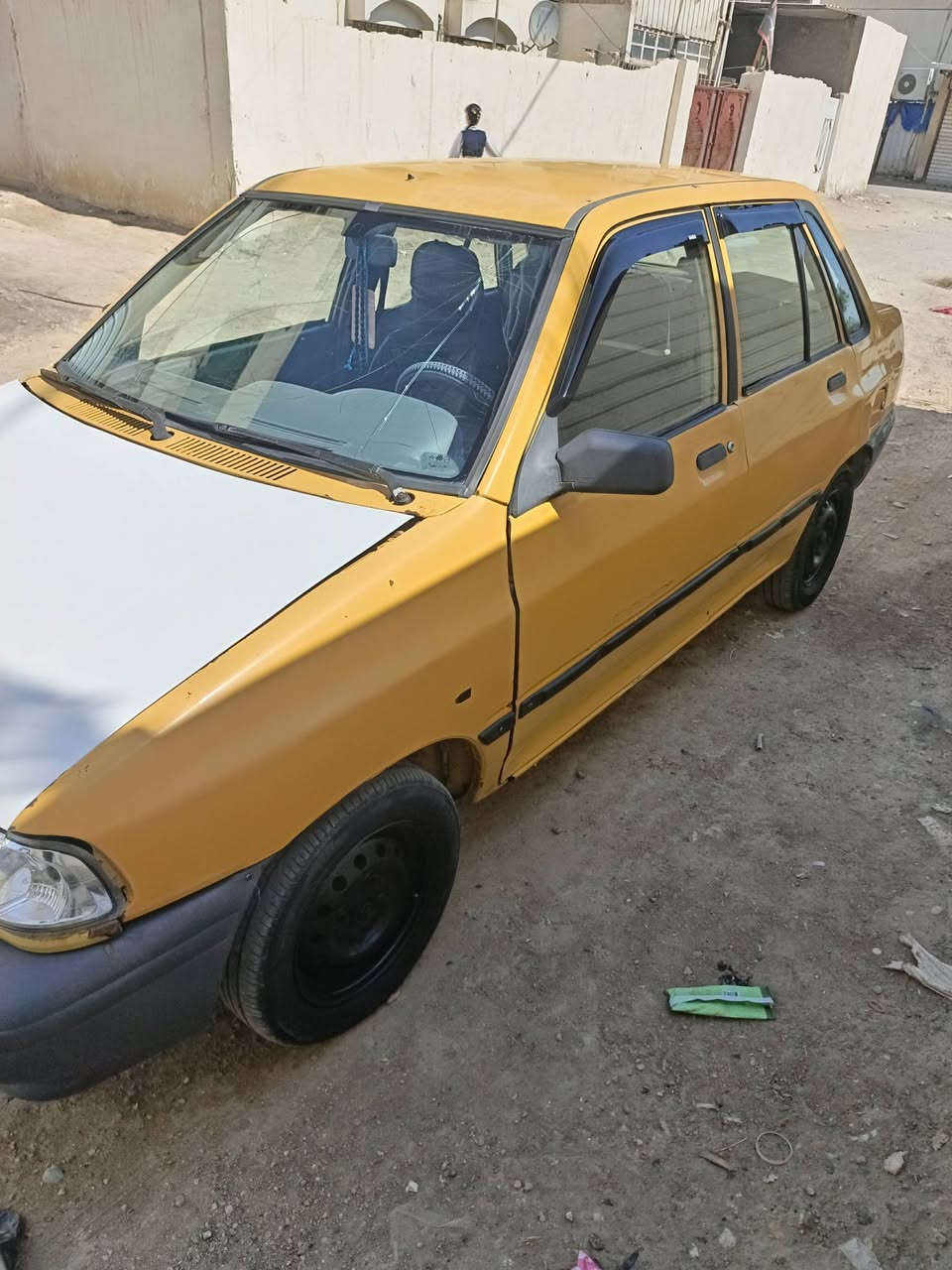 السلام عليكم سايبا موديل 12سنويه عضم كير مكينه شواصي بلجيس بور مشط كهربائيات كلها شغاله تحويل السعر 1700بيها مجال سياره ماتذب عليه ربع كبل للشارع ***********
