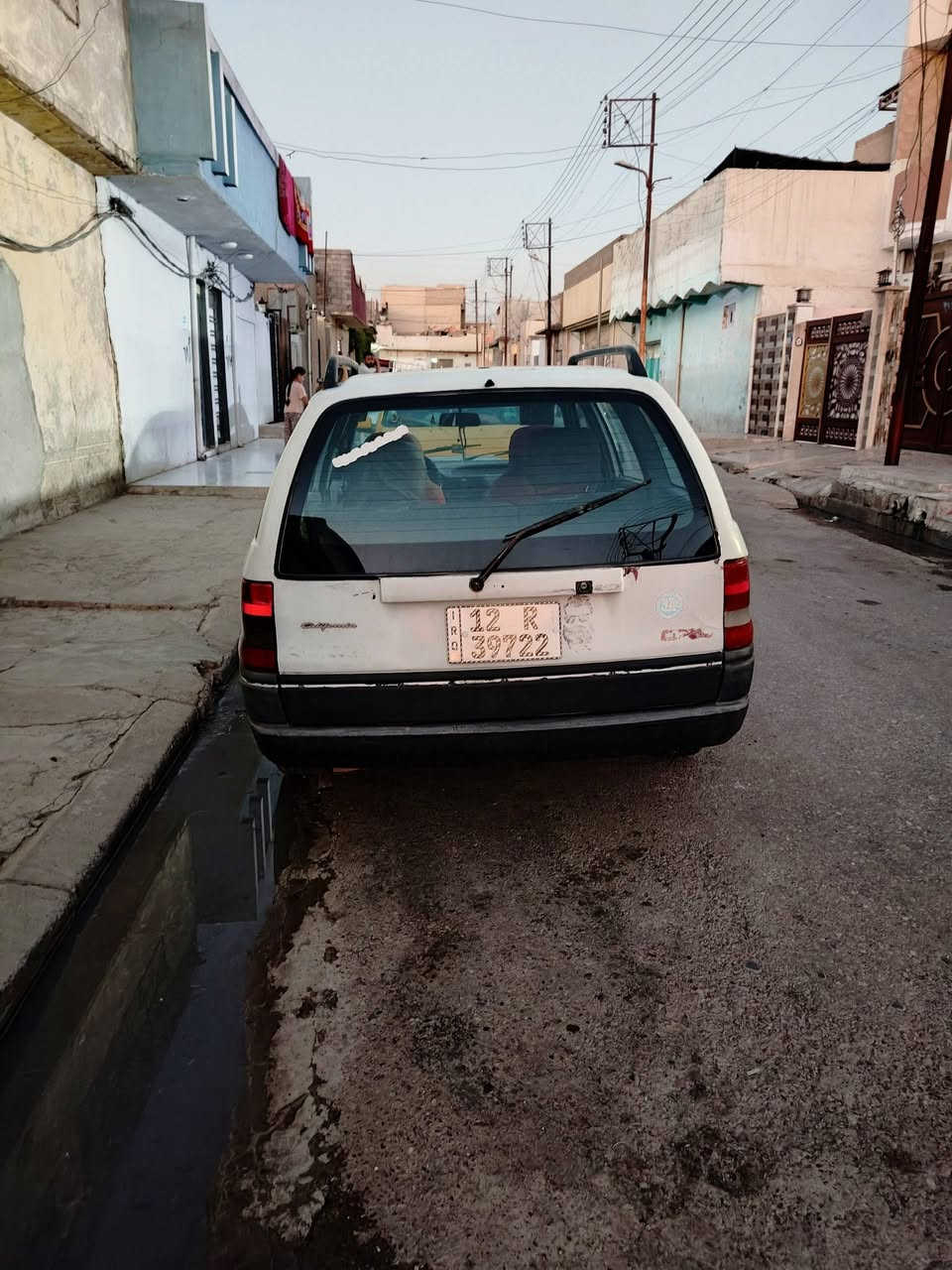 السلام عليكم..استره للبيع موديل 92🚘
كير  شرط محرك شرط🚘
رقم مسطره🚘
بدون ضرر 🚘
كابون بانزين سنويه جديده 2029🚘
مكان الموصل حي الكرامه 🚘
السعر 50وبيها مجال للطيبين 🚘
للتواصل ع الارقام التالية ....
***********  كورك...
*********** اسيا. ...
