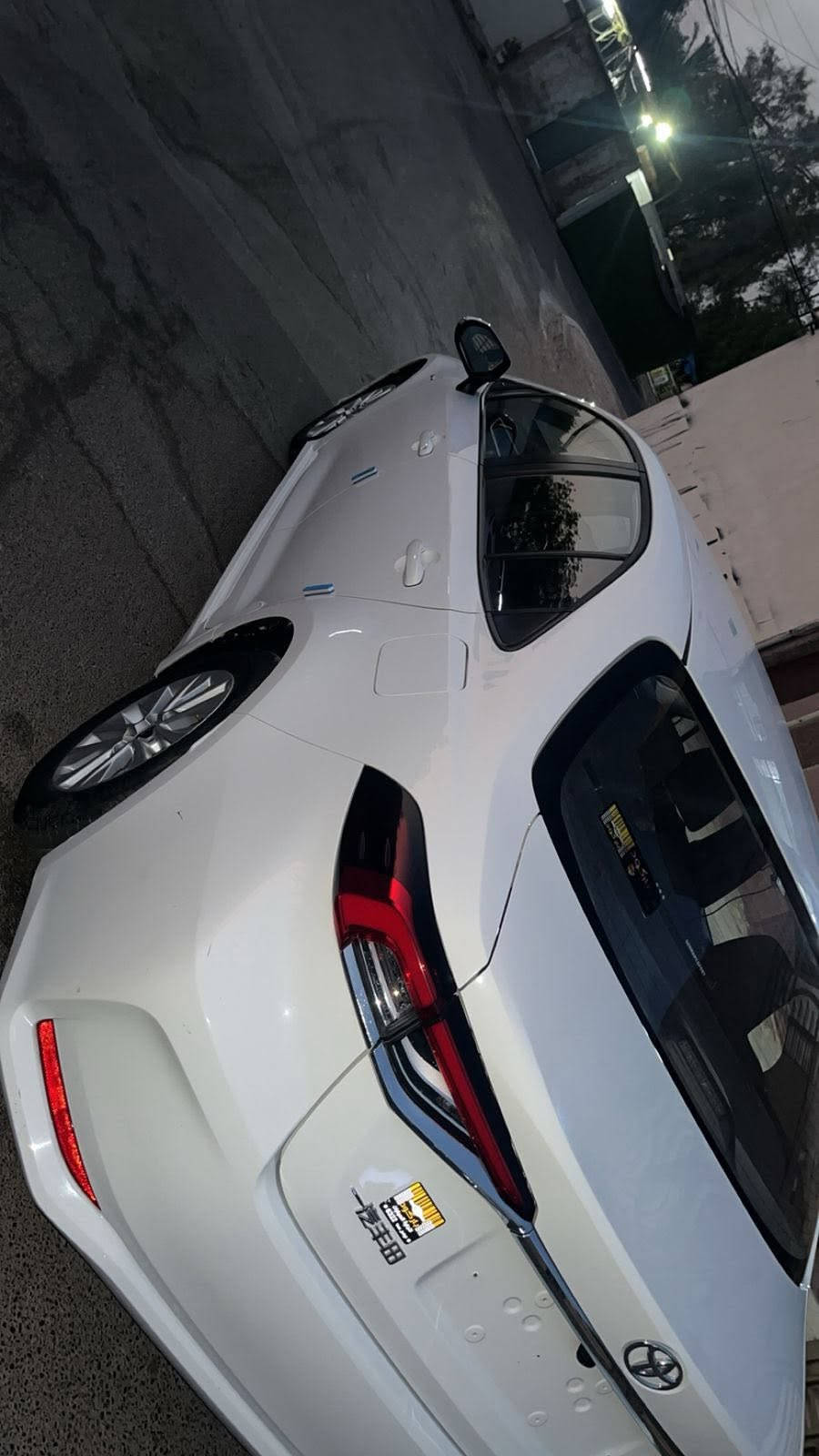 كورلا هايبرد ٢٠٢٥ خليجي نص فوول ماشيه ٥٠  مكفولة كفاله عامه فقط طخه بل بنيد/السعر 150 مكاني بغداد
***********
