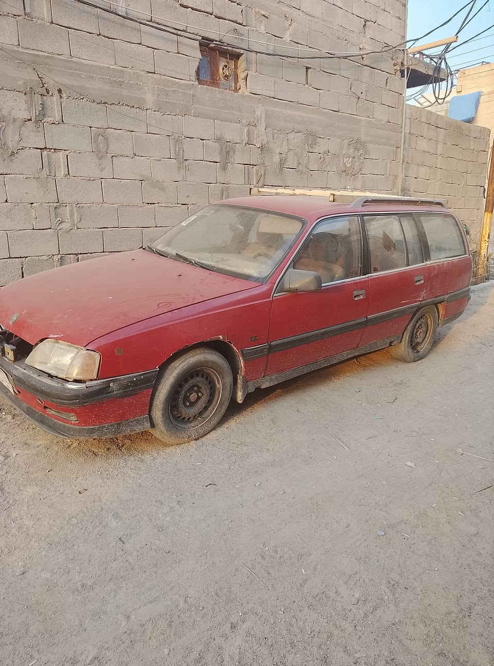 اوميكا موديل ١٩٩١مكينة كايمة بسمي تحويل ثاني يوم السعر١١وبيهة مجال بصيط ***********  مكاني بصرة
