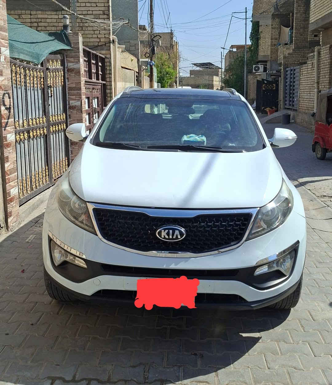 السلام عليكم كيا سبورتج خليجي رقم بغداد مديل 2015 فول مواصفات التفاصيل مذكورة بل فيديو السعر 150الرقم التواصل ***********
