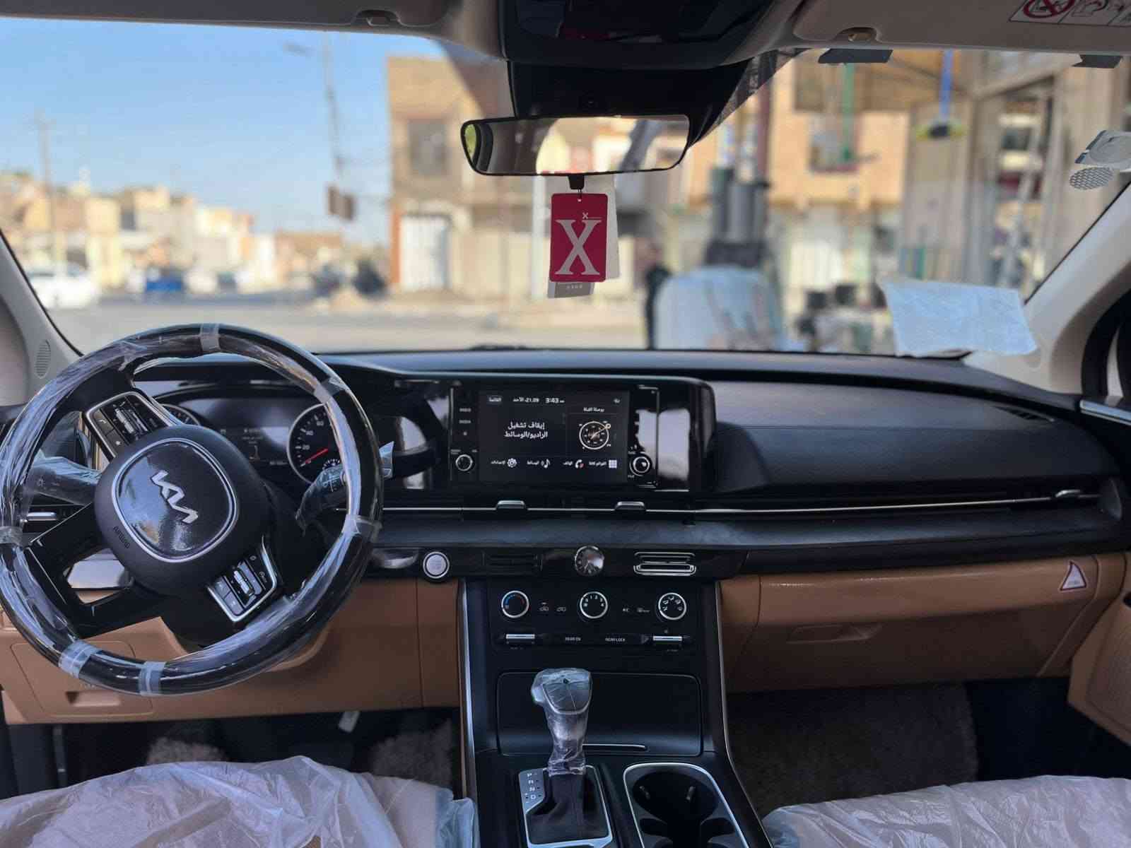 ‎ سلام عليكم كي كرنفال للبيع ***********
‎موديل  2023 كوري بنزين غاز
‎1- تحكم بالستيرن
‎2- حساسات امامي خلفي
‎3- حجم المكينة V6 3500
4-المسافة المقطوعه 73000 كم قابل للزيادة
5- شاشة متصلة
‎6- كامرات خلفيه 
‎7- بصمة
‎8- ويل كب 
‎9- تشغيل عن بعد
‎10- بيبان كهربائي
‎11- لاياتات لد
‎12- لايت زنون
‎13- اشاير بالمرأة
‎14- كشنات جلد بيجي
‎15- ثلاثة قطع تبريد
‎16- هيترات بالكشنات حار، بارد
‎17- هندبريك بصمة
‎18- شحن وايرليس
‎19- هيتر بالاستيرن
‎20- كشنات تدفئه تبريد 
‎21- مرأة شفط
‎22- كشن السايق مي مري
‎23- تحديد مسار
‎24- نظام قيادة سمارت, سبورت, ايكو، عادي
مكانها كربلاء للستفسار اتصل، ***********
