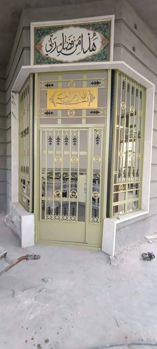 صباغ متفرغ شغلي.... 👇🏼

صبغ بيبان وشبابيك حديد
وصبغ بيبان خشب شغل نضيف 
تواصل خاص ماسنجر او واتساب👇🏼👇🏼

***********
