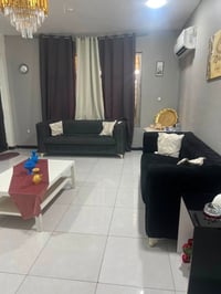 للبيع تخم جديد نضيف موجود بالمنصور للتواصل 07730141943