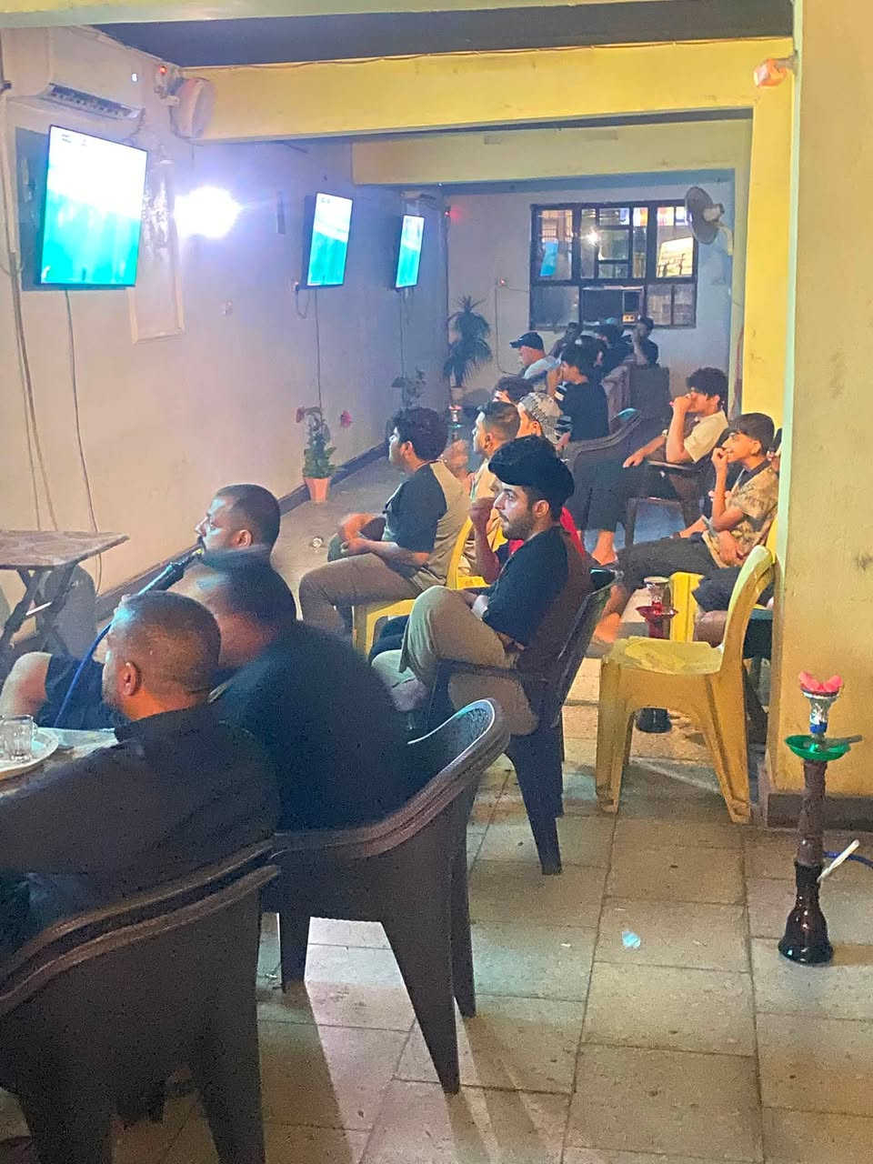 كوفي لبيع موجود اثنين سبالت اربعه بلازمات واحد براد تلاثة مبردات مكيف واحد 1️⃣ خمسينه نركيله ثمنه ميوزه استفسار على ارقام ***********
