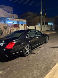 مرسيدس خليجي مكفوله 2011 ماشيه 240 الف حقيقي المواصفات فول 1/1 : - محر...