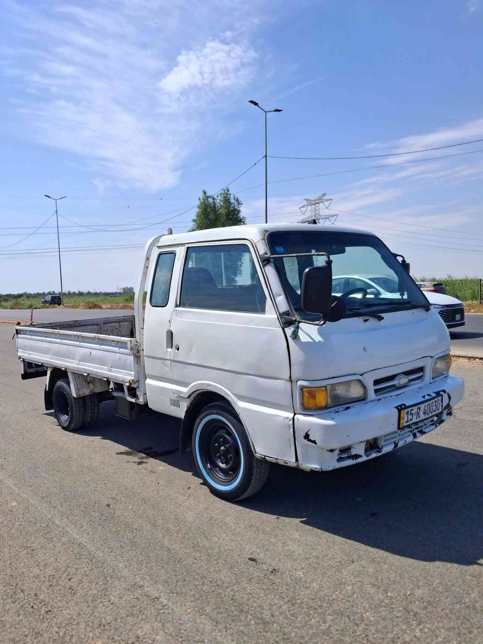 اقرا التفاصيل قبل ما تتصل ***********
السعر  46
رقم  انكليزي بأسمي
 قماره وربع سبعه جنكال 
هزه جديده لشهر 12
شاصي ورقم شاصي بلاد 
كير وقلايج جدد 
مكينه بلاديه 2701   وخير من الله 
والكشر شوف العين مكانه بابل المسيب 
السياره جاهزه عوزه بس سايق واسم الرحمن 
 زوج تاير امامي جديد
باتري جديد 
                           ***********
