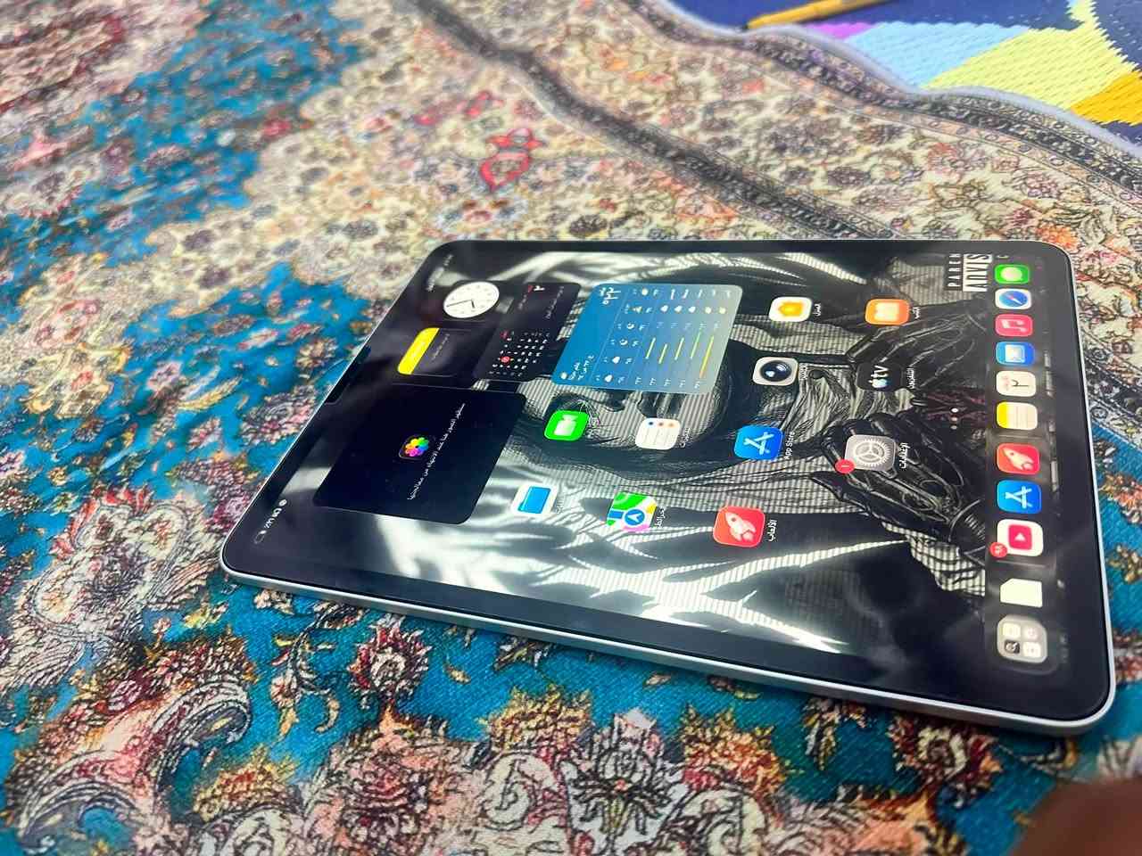 السلام عليكم الموشراي لايتعبني ولايعلق
ايباد 11برو جيل ثاني 
المواصفات بلصوره جهاز كلش نضيف وجديد جدا وياه كارتونه الاصلي وشاحنه الاصلي وياه كفر مدرع 
ذاكره 128 
سعره 600 وبي مجال قليل جدا
مكاني بغداد
***********
