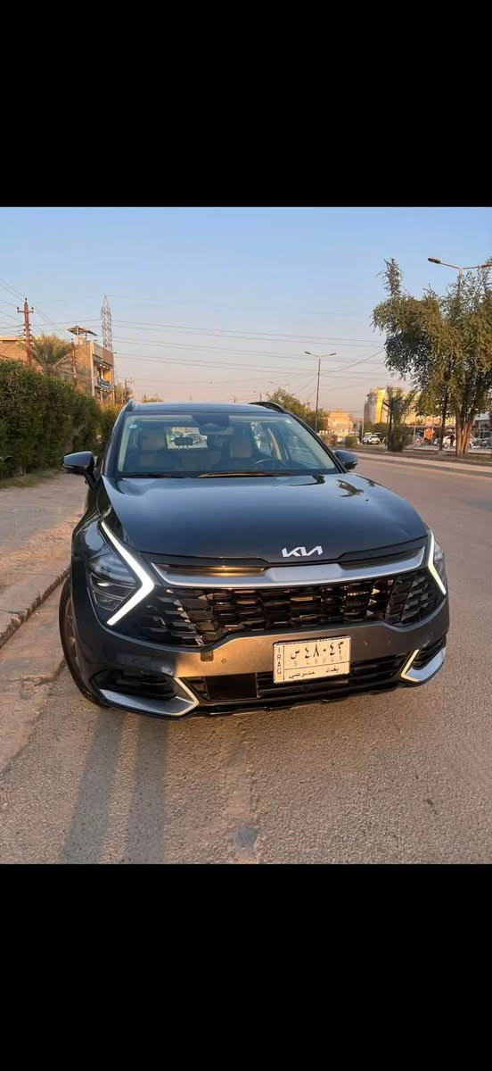 ‏سبورت 23 وارد أمريكي فول السيارة برستيج حادث الباب الخلفي فقط رقم الهاتف ‎*********** والسعر 19,000$
