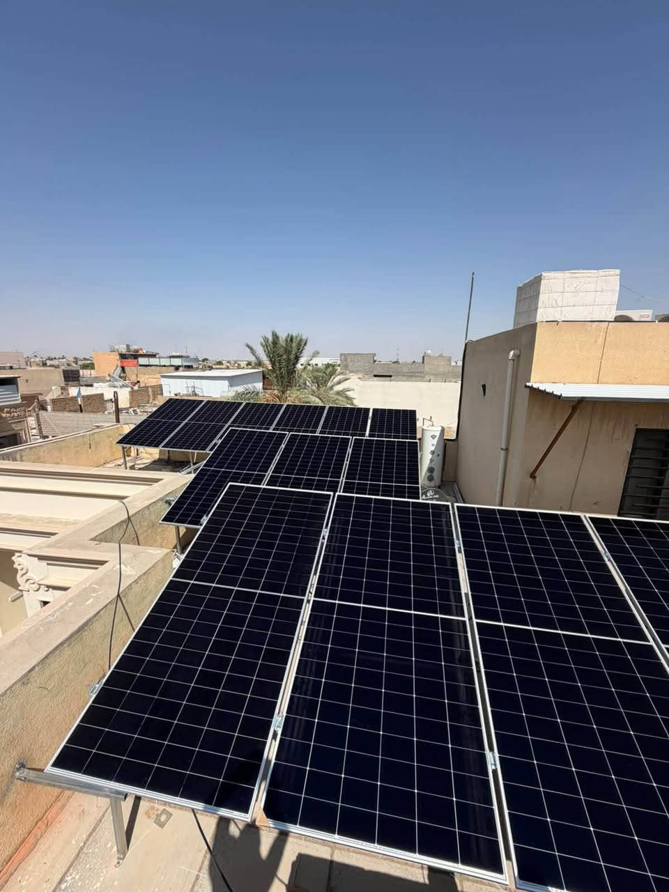 من اعمال مكتب افاق للطاقة الشمسية☀️
 الموقع:- صلاح الدين-تكريت-شارع جميل

◀️40 امبير نهاري

◀️ 40 امبير ليلي

تم العمل باستخدام اجود المواد من الشركات الغنية عن التعريف✅
1-الواح لونجي هيمو  x10 واط650 عدد /21 ذات وجهين وذات كفائة عالية ضمان15.سنه
2-بطاريه ,16كيلو بيسن كرين عدد /2 ضمان 10 سنوات
3-جهاز انفيرتر من ماركة ديا بحجم 16 كيلو واط ضمان 5سنوات
4- اسلاك الربط و كافة اجهزة الحماية 

للحجز او الاستفسار:-
مهندس اشرف:-‭***********‬
مهندس ضرغام:- ***********
محمد حسام:-***********
او زيارة موقع الشركة (صلاح الدين تكريت شارع زيونة)

يتوفر لدينا مواد الطاقة الشمسية بسعر الجملة للمكاتب والمنصبين.
