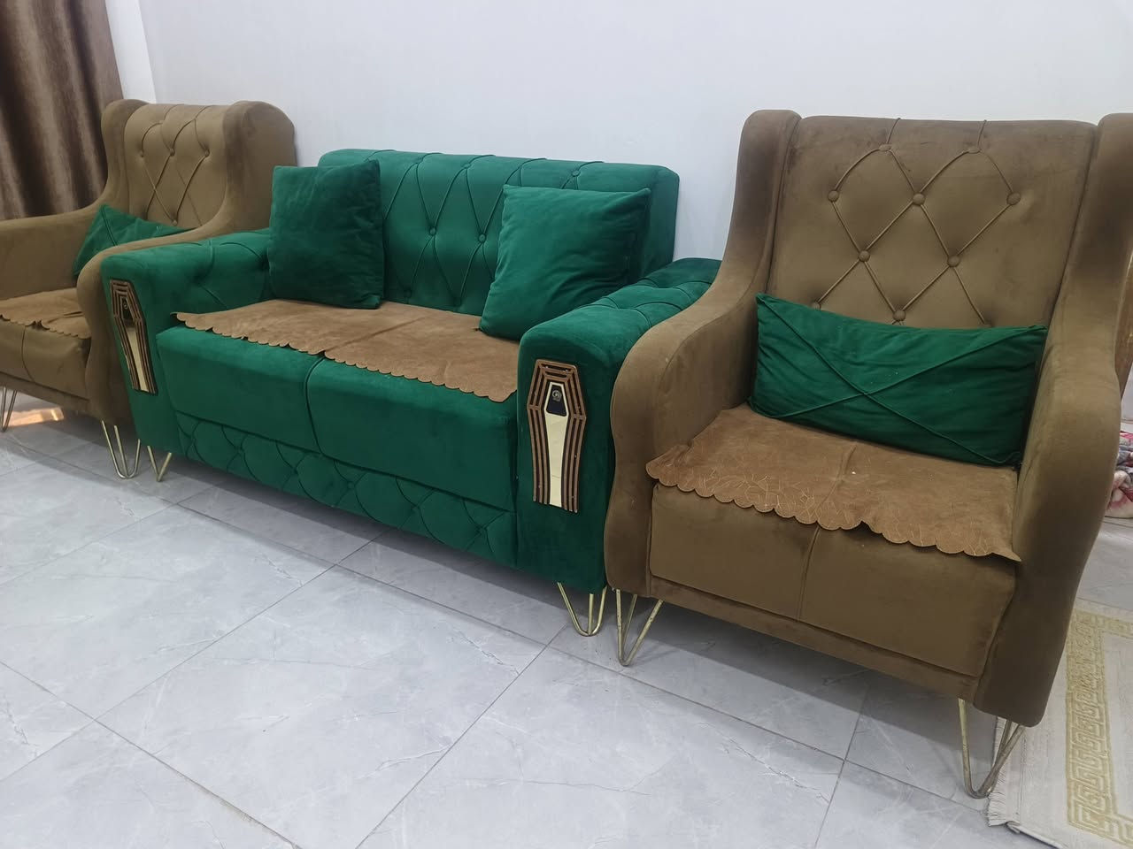 تخم عشر مقاعد تركي اصلي نضافه 100/100 الاستفسار الاتصال ***********

