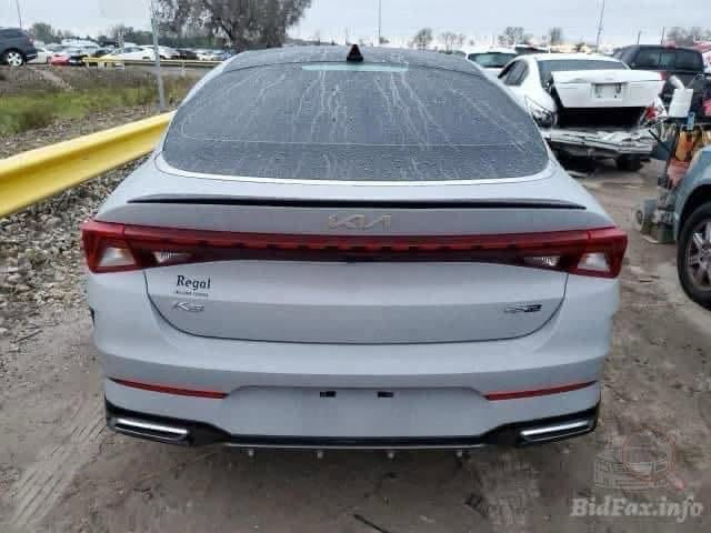 السلام عليكم للبيع
2022 k5 gtline داخل احمر
مواصفاتها المعروفه فول 1/1 للاخير 
السياره ماشيه 73 
السعر 168وبيها مجال بسيط
الحادث موضح بلصور جاملغ وربع من البنيد ايرباك ستيرن  قطعه وحده مبدله بيها والجاملغ البلادي موجود عدي السياره جديده ومصروف عليها هواي
رقم الهاتف ***********
