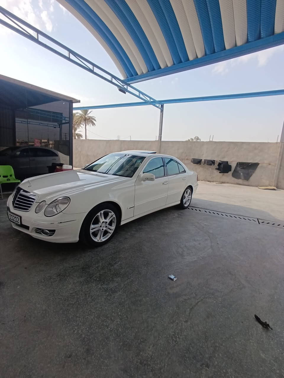 السلام عليكمE320 W211 موديل 2003   بغداد بأسمي  مكفوله بدون اي حادث اوضربه قطرة خياس مابيها
فول مواصفات مايحتاج اذكر مواصفاتها

گير مكينه حداديه كفاله 

بيها بخ جاملغات خلفيه وقطع تبديل شركة 

تبريد ثلج إدامة منظومة التبريد بالكامل

إدامة منظومة البانزين عبوه وفيت بم وفلتر 

بيها نواقص بسيطه 

شريط ستيرن 

گلوب السكن جهة السائق 

فطر بدمة ماء الماسحات

تصفير فلنجات 

السعر 115 وبيها مجال للطيبين مكان السياره بابل ***********
