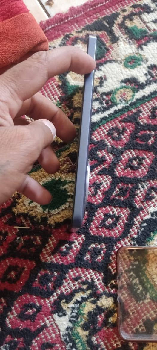 سلام عليكم جهاز ريلمي 13برو جهاز يخبل ونضيف مراوس فقط بايفون 11برو ماكس /12برو ماكس كلشي اهم شي ايفون وجهاز مرتب ولا تجي زيدني مدري شنو راس براس @إشارة رقمي ***********
