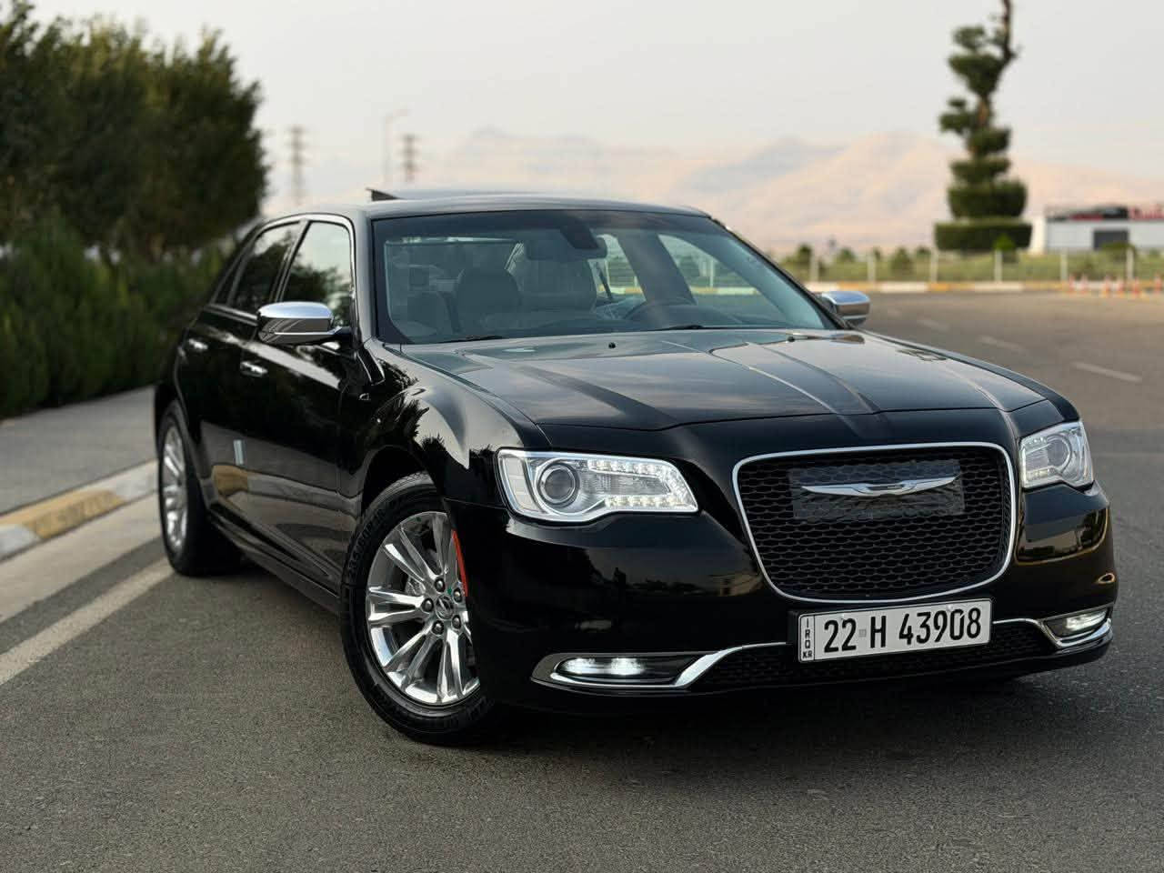 ﷽
CHRYSLER 300C 2016
◽️كريسلر موديل 2016 
🔹مواصفات C فول فول مواصفات ١/١
   لون اسود
~~~~~~~~~~~~~~~~~~~~~~~~~
◽️مكان🌆:سليماني                    سعر💵: 194$
تليفون☎️: ***********
***********
~~~~~~~~~~~~~~~~~~~~~~~~~~
◽️محرك V6 3.6L سته سلندر
🔹گير و محرك بشرط مامفتوح 📦✅
بدون سوت و بدون صرف و بدون خلل شرط فحص
🔹ماشية 67 الف حقيقي 

◽️سيارة كلين تايتل  داخل بلعراق
🔹صار بلعراق ( قطعتين صبوغ ) بدون داخل بدون ئيرباگ
🔹أيرباگ كل بيلادي سليم
سيارة حيل حلو و نظيفة 📦

◽️مواصفات 
( بصمة -پاننوراما - داخل كريمي  - شاشة كبير  - تشغيل عن بعد - پردات - كشنات جلد  - كشنات تتفيىئة و تبريد - كشنات كهربا  - كشن و سوكان كهربا و خزن - تبريد مركزي - ڤوليوم - تحديد سورعة - بلاجكتور - ليد - بعد )

◽️اربع تاير ويل جديد بيلادي 
🔹نظافه ١٠٠٪؜ كامل سيرفس بدون نقص و بدون مصرف
🔹سيارة شرط بدون اى نواقص گير و محرك و حدادي و كاهرباى كل بشرط
🔹 سنوي بأسمي تحويل غرامة بشرط
~~~~~~~~~~~~~~~~~~~~~~~~~~~~~~~~

