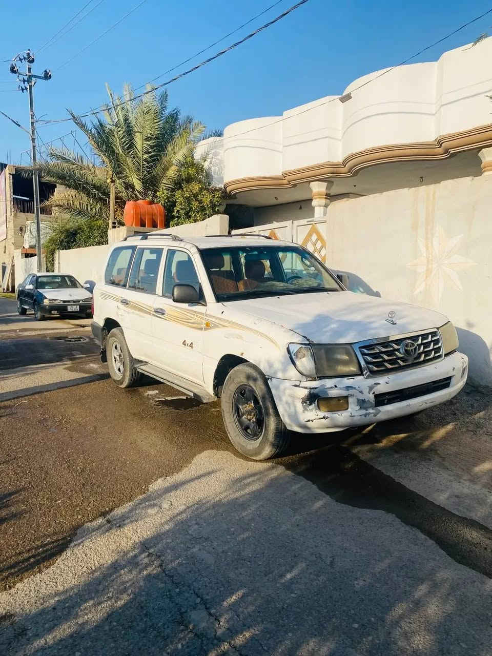لاندكروز مونيكا 2004مزاد معاملة كاملة وأصالة للگمرك والمبلغ مليون وميه.مكينة وكير اوتوماتيك.وتبريد ثلج مكاني ديالى 
*********** السعر 75وبيه مجال
