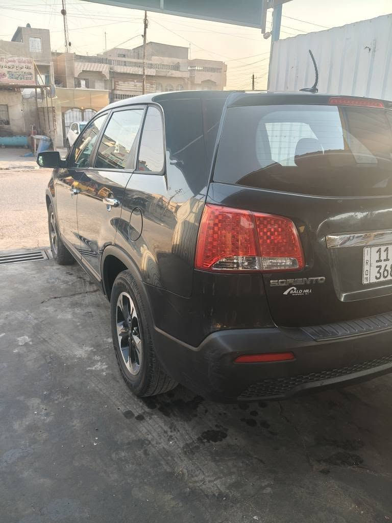 السلام عليكم سورنتو 12 مكينة 2400 
جاهزة من كلشي رقم بغداد 7 راكب 
وراد امريكي وسنوار بل منشور 
مكاني بغداد الاستفسار *********** بغداد, العراق
