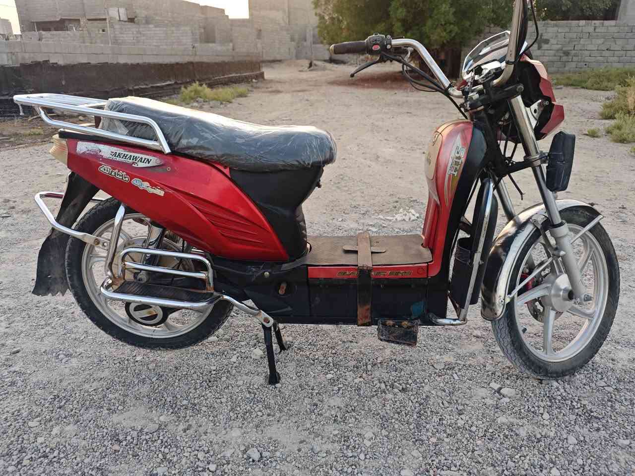 سلام عليكم ورحمه الله دراجه شحن هارلي موديل 23 نضيفه بطاريات على الفحص نضيفات  سعر 350 تواصل خاص او على الرقم***********  او ***********
