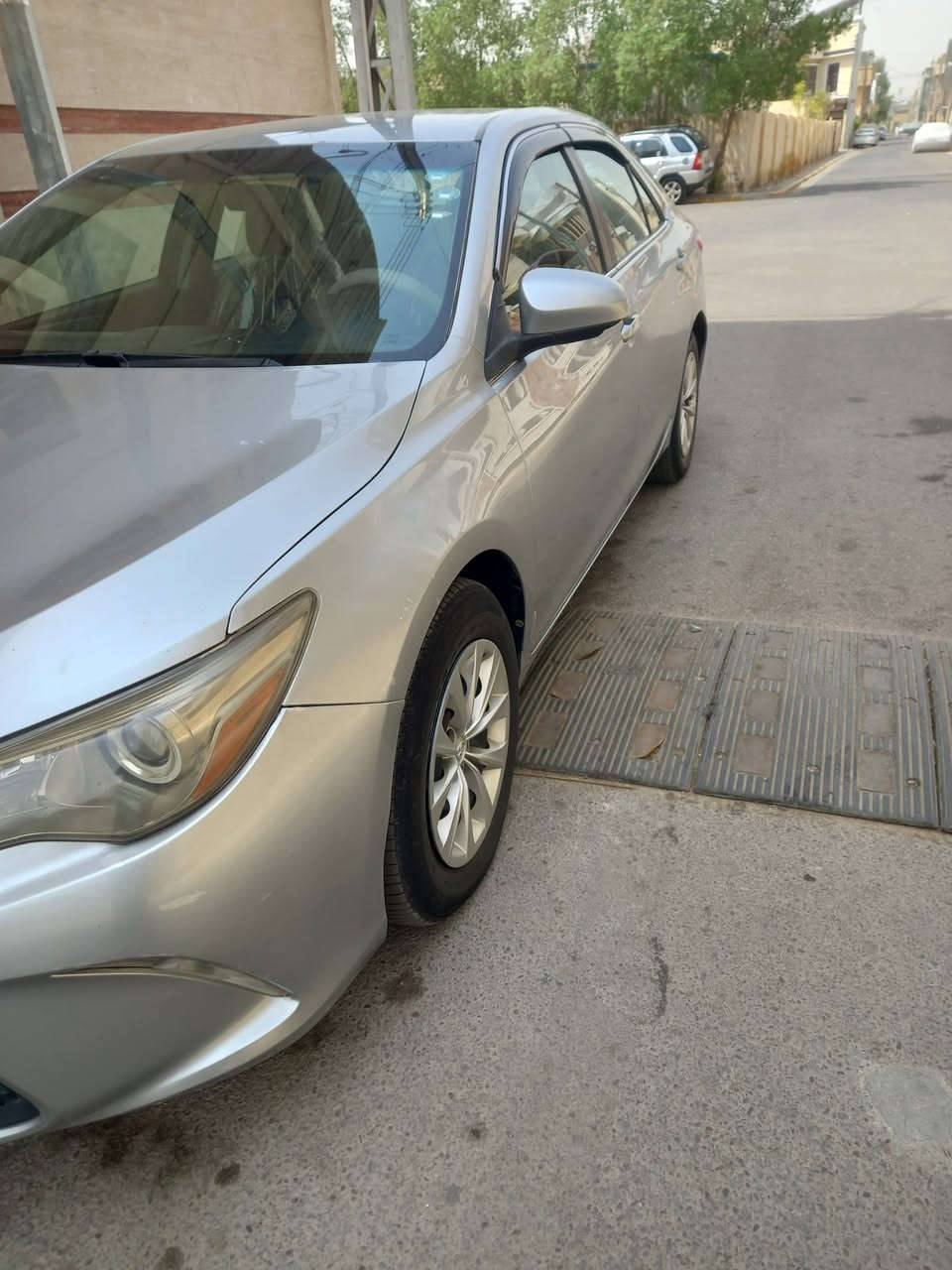 سلام عليكم للبيع تيوتا كامري ٢٠١٥ وارد امريكي  LEرقم أربيل بأسم عربي حادثه بنيد وجاملغ وملونين جاملغ ثاني وبيه بارد سعر 125وبيه مجال مكاني فلوجه شارع 40قرب وكاله سلطان/***********
