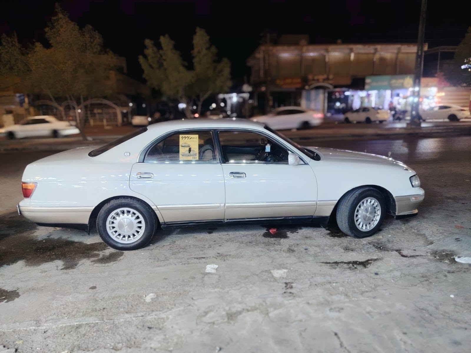 سلام عليكم للبيع بطه منفصل مديل 1995 سياره جاهزه تبريد حداديه مكينه كله جديد كهربائيات كله شغاله سنتر لك شغال رقمه بغداد نكليزي بسمنه السياره مكفوله من كص ونقل جثه مصبوغه عام جماليه السعر 60وبيها مجال اخوان مكلف بنشر اتصال ع رقم ***********
