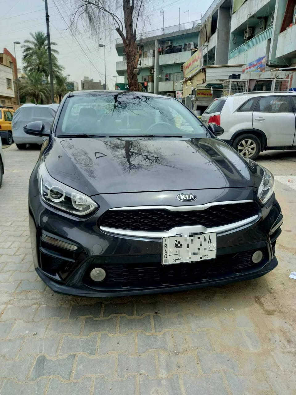 سلام عليكم سيراتو خليجي 21 كفاله عامه ماعده شخط فقط وصدعه بلجنطه ماشيه 100 بغداد بااسمي لون فيلي ***********السعر 155 قابل تفاوض
