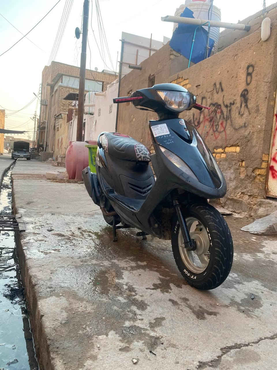 ماكس عدله دراجه نكره سلف كلشي شغال بيه دراجه مفتوحه بس ولفات  ولباقي بلاد بيه تزويد 
يدات بريك اصلي
 كشن اربعه اصلي
وقبق جوزه
 وقطره دهن اصلي
 وصالنصه Fm 
بكلايت اربعه   
مكاني سوك شيوخ 
سعر 575 وبيه مجال 
رقم ***********
