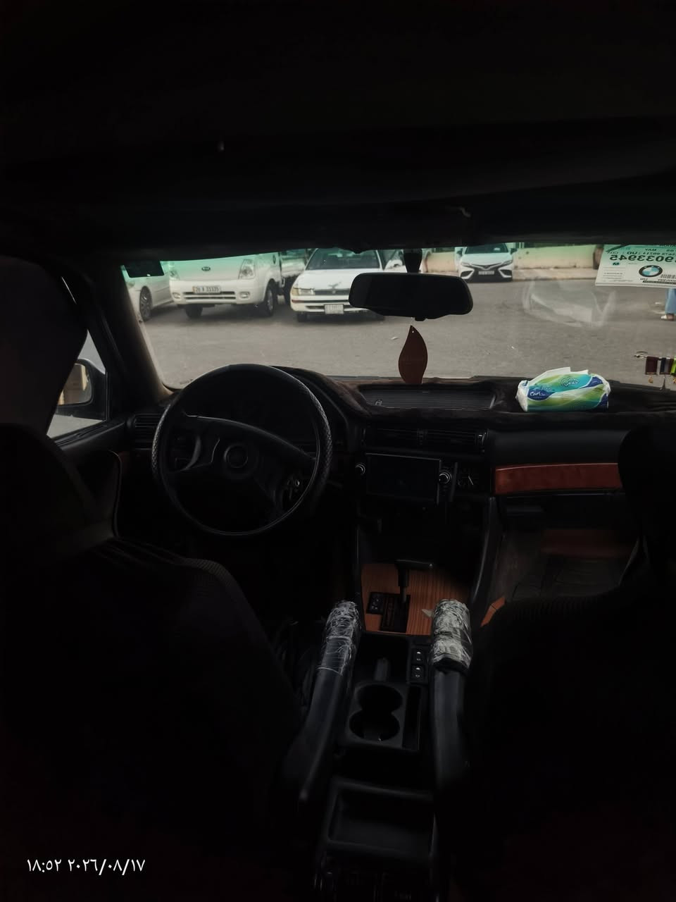 سلام عليكم للبيع BMW حجم 730 سياره جاهزه من دعاميه لدعاميه تبريد ثلج كير ومحرك شرط سياره مناقصها اي شي شرط تحويل تحويلها ثاني يوم. مستعجل علا بيعهاا للأستفسار هــ *********** ومتواجد ؏ نت
